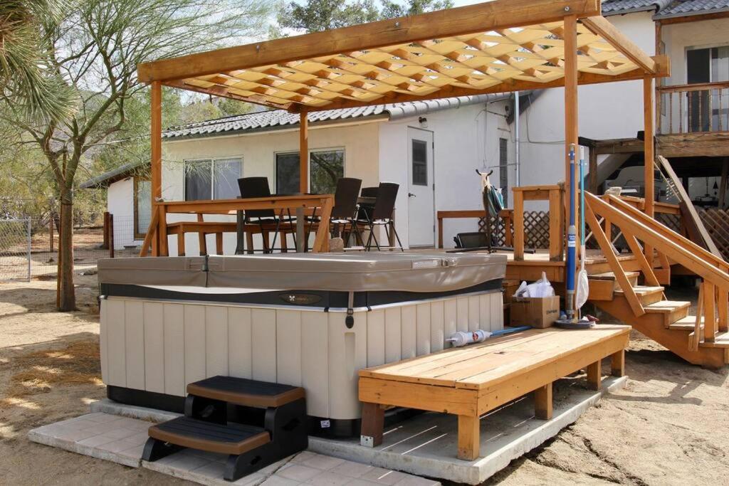 Joshua Tree'S Highland Hideaway Compound Villa Exterior photo